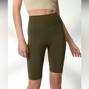 NEIWAI Seamless Biker Shorts, NWT